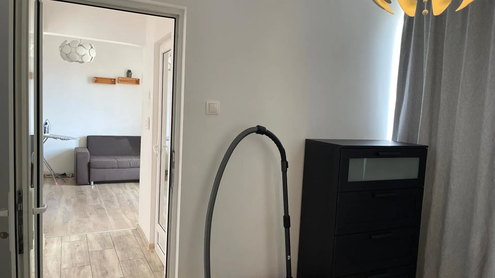 Luxuryapartentsforrentsrl 3 Camere Bucharest 0*,  Romania